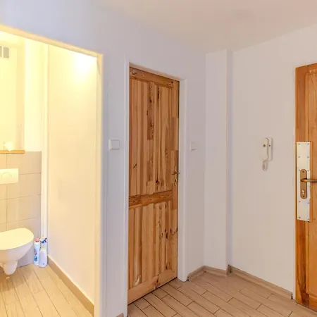 Modern In Center Διαμέρισμα *